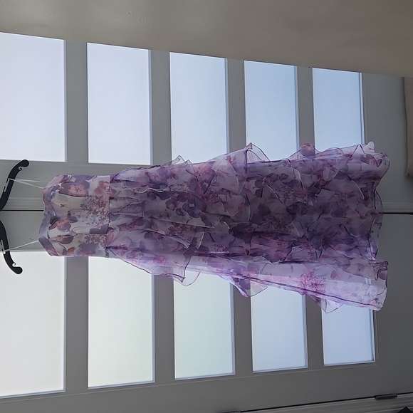 TLC Say Yes To The Prom Ruffled Printed Evening Dress - Picture 2 of 9